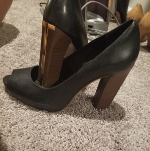 Black Tory Burch Cantrelle Peep Toe